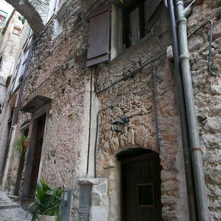 Appartamento Le Violette Dolceacqua Dış mekan fotoğraf